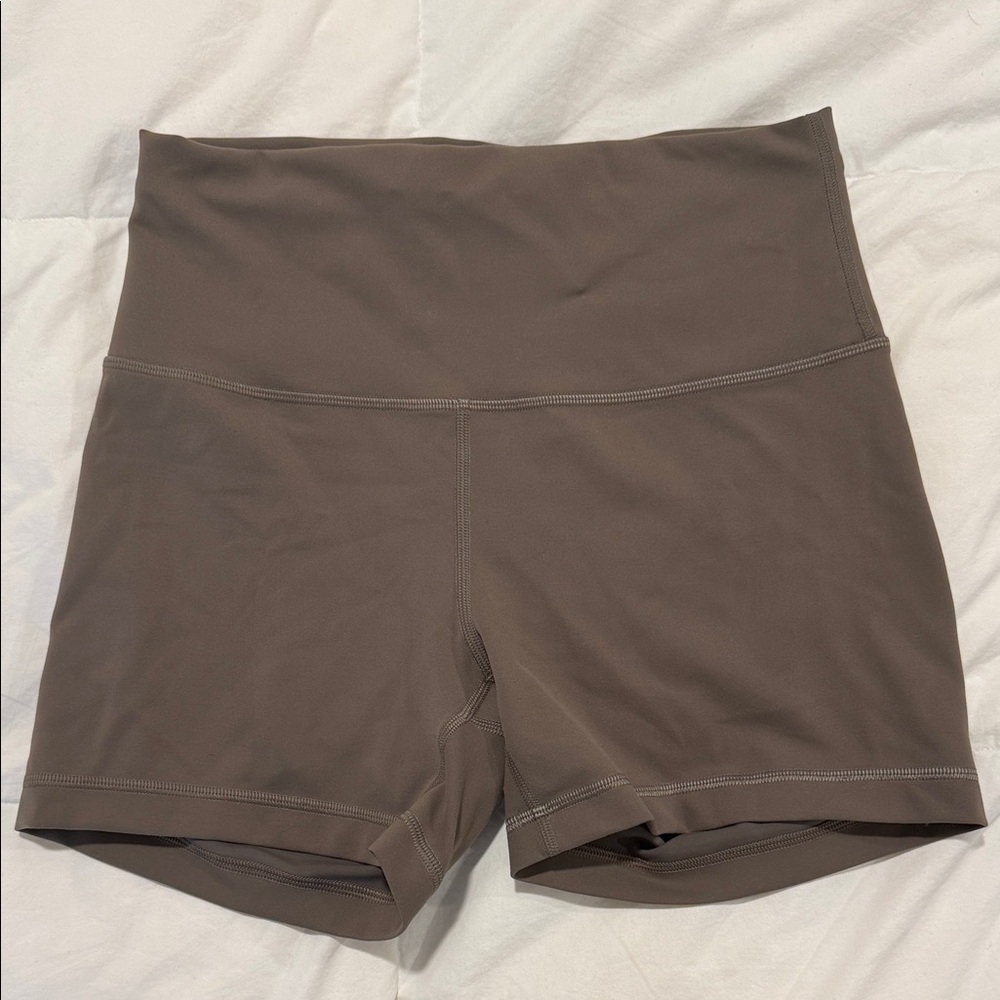 Lululemon Wunder Train Shorts